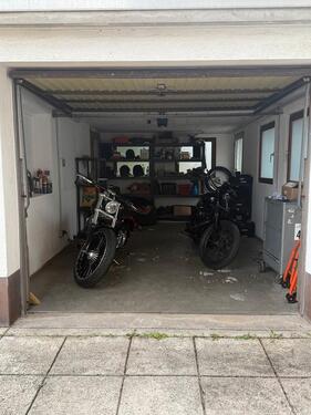 Foto - Garagenstellplatz Motorrad in Frankfurt Goldstein