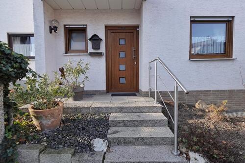 Foto - 4 Zimmer Einfamilienhaus zum Kaufen in Koblenz