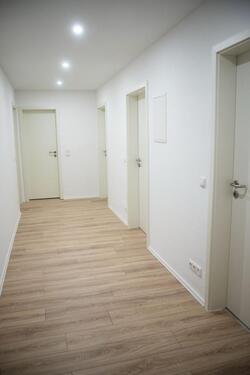 Foto - modernisierte 3ZKB Wohnung 70qm mit Balkon Einbauküche nähe Hbf