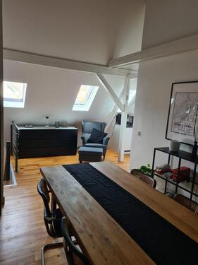 Foto - 4 Zimmer Dachgeschoßwohnung zur Miete in Düsseldorf
