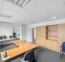 78 m2 | Büro- Praxisflächen im Erdgeschoss | Stellplätze | Räume veränderbar - Neu-Anspach