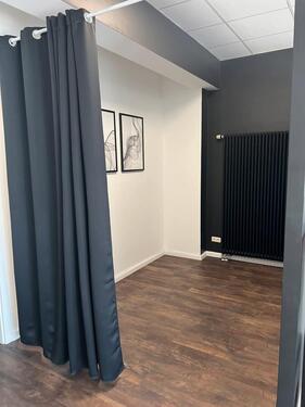 Foto - Raum im Kosmetikstudio zur Untermiete