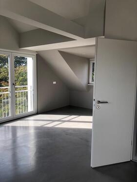 Foto - 1 Zimmer Dachgeschoßwohnung zur Miete in Nürnberg