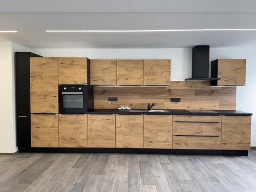 Foto - Bollendorf: Moderne, kernsanierte 3-Zimmerwohnung im 1. OG mit Einbauküche, Terrasse u. Garage