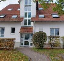 Attraktive 3-Zimmer-Wohnung im EG mit Balkon +Garage in Zeiskam