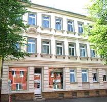 Lichtdurchflutete, große 2 Zi.+ Wohnküche mit eigenem Parkplatz - Leipzig Nordwest