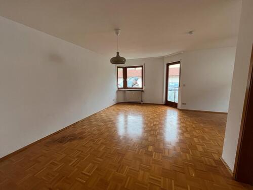Foto - Charmante 1,5-Zimmer-Wohnung mit Balkon, EBK & Stellplatz