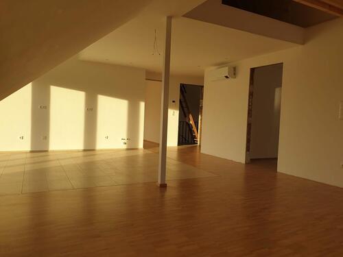 Foto - 3 Zimmer Dachgeschoßwohnung zur Miete in Schweinfurt