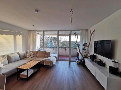 Foto - Kernsanierte 3 Zimmer Eigentumswohnung mit Balkon und Küche