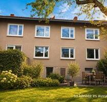Mehrfamilienhaus in guter Lage mit viel Hof- und Garagen Flächen - Bochum Werne