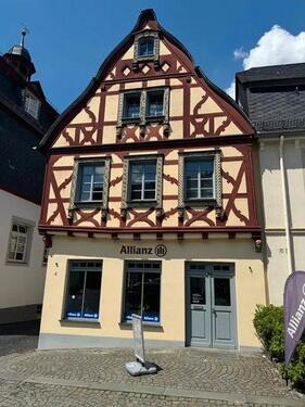 Foto - Zuhause mit viel Platz in einem denkmalgeschützten Geschäfts-Woh