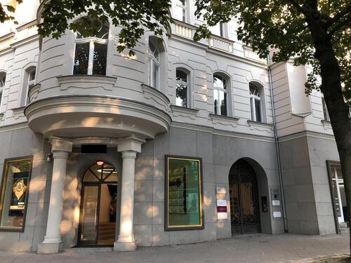 Foto - Sehr schöne Altbau BüroPraxisraum direkt am Ku'damm- 900€ warm