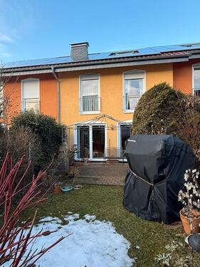 Foto - Großes Reihenhaus in Top Lage - 1.550,00&nbsp;EUR Kaltmiete, ca.&nbsp; 148,00&nbsp;m&sup2;