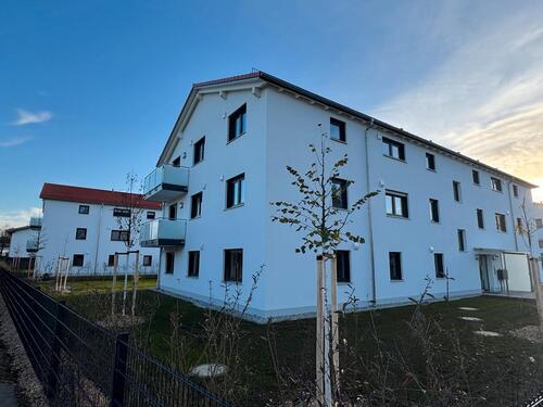 Foto - Erstbezug! 3-Zimmer-Dachgeschoss-Wohnung mit Balkon in Kirchheim!