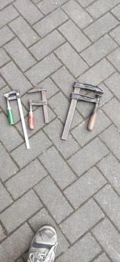 Foto - Schraubzwingen – mehrere vorhanden