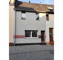 Kleines Haus - 145.000,00&nbsp;EUR Kaufpreis, ca.&nbsp; 128,00&nbsp;m&sup2; in Remagen (PLZ: 53424)