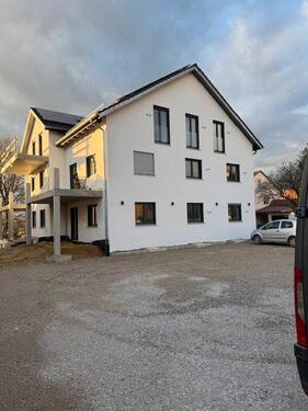 Foto - Möblierte Neubauwohnung mit Fernwärme