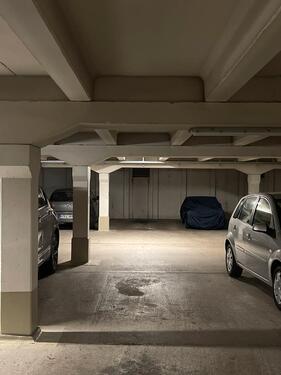 Foto - Garagenstellplatz zu vermieten - 100,00 EUR Miete,