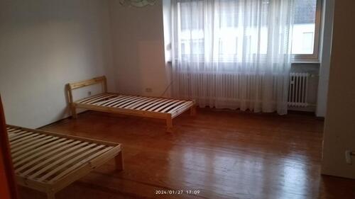 Foto - 3 Zimmerwohnung - 650,00&nbsp;EUR Kaltmiete, ca.&nbsp; 80,00&nbsp;m&sup2;