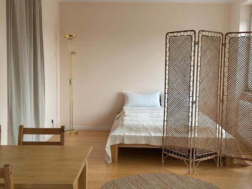 Foto - Frisch sanierte 1-Zimmer-Wohnung mit Balkon und Stellplatz