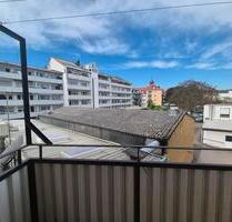 Helle 2-Zimmer-Wohnung mit Balkon im Zentrum von Bruchsal