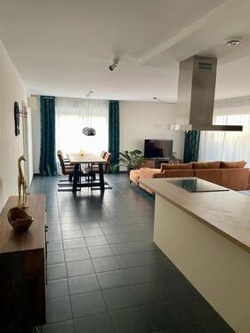 Foto - Wohnung auf Zeit - 2.400,00 EUR Kaltmiete, ca.  90,00 m²