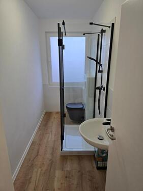 Foto - Erstbezug nach Kernsanierung - 2 Zimmer Wohnung + Balkon + Keller