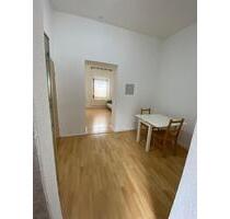 Helle, möblierte Wohnung - 620,00&nbsp;EUR Kaltmiete, ca.&nbsp; 33,00&nbsp;m&sup2; in Düsseldorf (PLZ: 40597) Stadtbezirk 9