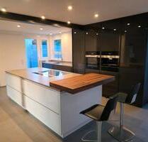 Haus von privat in Beutelsbach - 1.490.000,00&nbsp;EUR Kaufpreis, ca.&nbsp; 220,00&nbsp;m&sup2; in Weinstadt (PLZ: 71384)