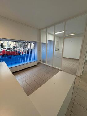 Foto - 120 m² Gewerbefläche mit Schaufenster ** Frankfurter Allee Bahnhof Lichtenberg