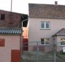 Doppelhaushälfte mit Gestaltungspotenzial in Großtreben - Beilrode