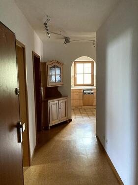 Foto - Mietwohnung 3 Zimmer 1 OG Schrobenhausen Teilmöbliert