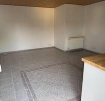 Kleine Einliegerwohnung 2 Zimmer; Kuchenzeile,Bad - Bechtolsheim