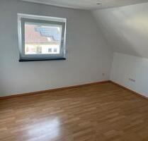WG Zimmer zu vermieten - 800,00&nbsp;EUR Kaltmiete, ca.&nbsp; 20,00&nbsp;m&sup2; in Weiden in der Oberpfalz (PLZ: 92637)