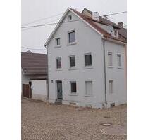 Haus zum herrichten - 150.000,00&nbsp;EUR Kaufpreis, ca.&nbsp; 100,00&nbsp;m&sup2; in Riegel am Kaiserstuhl (PLZ: 79359)