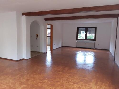 Foto - 5 Zimmer Terrassenwohnung zur Miete in Wimsheim