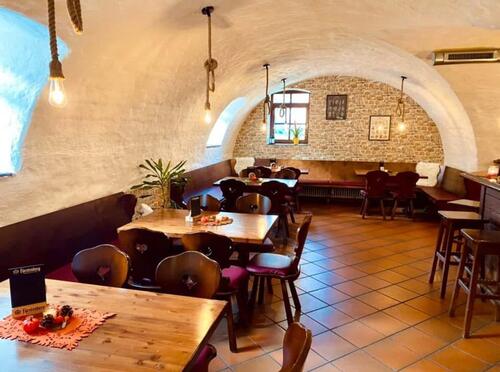 Foto - Gaststätte Gewölbekeller Biergarten Gastronomie Restaurant