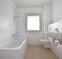 Renoviert! Geräumige 3-Zi-Altbau-Whg mit Balkon in Oberhausen