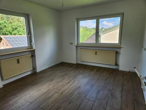 Foto - Ländliche 3-Zimmer-Wohnung nähe Neukirchen v. W. zu vermieten