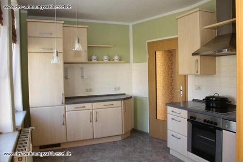 Foto - GROßZÜGIGE 6-Raumwohnung mit Einbauküche