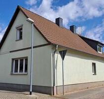 Freistehendes Einfamilienhaus mit großem Garten nähe HalleZörbig - Dessau-Roßlau