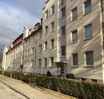 Schöne 2 Zimmer Wohnung mit Balkon zu sofort anmietbar! - Lübeck Sankt Lorenz Nord