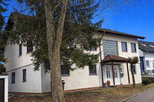 Foto - 8 Zimmer Einfamilienhaus zum Kaufen in Nattheim