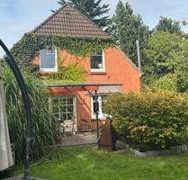 Gepflegtes Einfamilienhaus mit Garten, Erbpacht - Hamburg Langenhorn