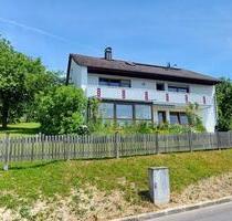 2,5 Zimmer Erdgeschosswohnung mit Garten - Tiefenbach