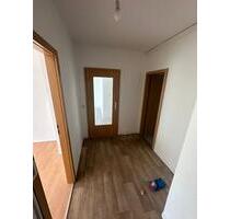 schöne 3 Zimmer Wohnung mit Balkon und Einbauküche - Drei Gleichen