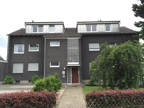 Foto - Schöne helle Single Dachgeschosswohnung in Holzwickede Süd