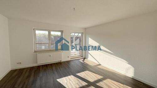 Foto - Linderberg 4 Zimmer - Wohnung, Balkon, wird frisch renoviert, neue EBK möglich