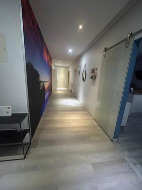 Foto - Familienfreundliche 4-Zimmer-Erdgeschosswohnung