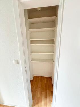 Foto - Tolle 2 12 Zimmer Wohnung mit sonnigem Balkon!!!